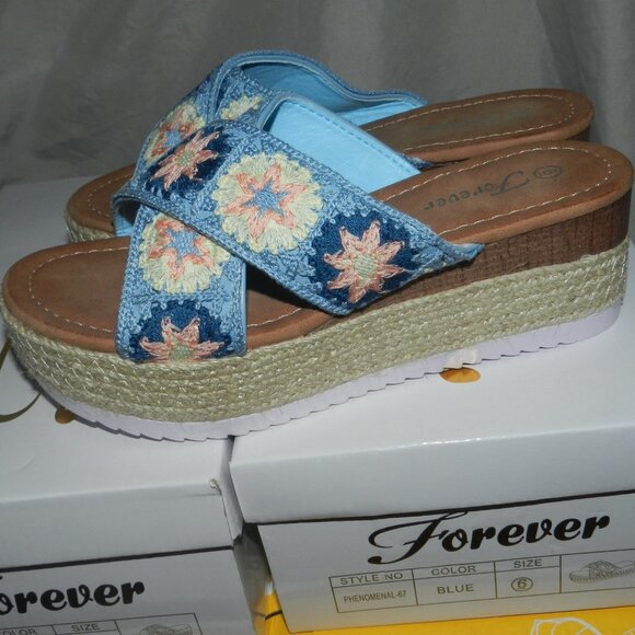 Forever Link Women's Phenomenal-67 Espadrilles Sandals Floral Blue🆕FAST😮‍💨⚡🚚 - Picture 6 of 16